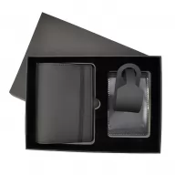 Toma fotográfica de set para viajes orinoco promocional, ideal para personalización de marca.
