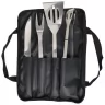 Toma fotográfica de set bbq promocional, ideal para personalización de marca.