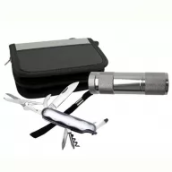 Toma fotográfica de kit focus promocional, ideal para personalización de marca.