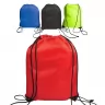 Toma fotográfica de mochila usain promocional, ideal para personalización de marca.