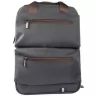 Toma fotográfica de backpack roger promocional, ideal para personalización de marca.