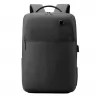 Toma visual de backpacks promocionales ejecutivas en color gris y negro con asa acolchada, bolsas laterales de red y compartimentos frontales para personalización de marcas.