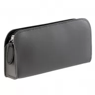 Toma fotográfica de estuche multifuncional servet promocional, ideal para personalización de marca.
