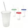 Toma fotográfica de vaso cocotero promocional, ideal para personalización de marca.
