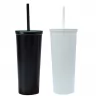 Toma fotográfica de vaso trébol promocional, ideal para personalización de marca.