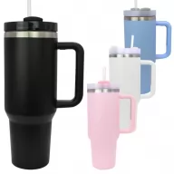 Toma fotográfica de termo amaranto promocional, ideal para personalización de marca.