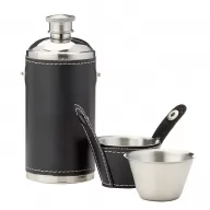 Toma fotográfica de set licorera kahlua promocional, ideal para personalización de marca.