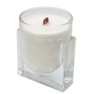 Vela aromática en vaso de cristal con pabilo de madera, ideal como material promocional empresarial y regalos de bienestar