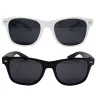 Toma fotográfica de lentes personales misuri promocional, ideal para personalización de marca.