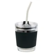 Toma fotográfica de vaso guaraná promocional, ideal para personalización de marca.